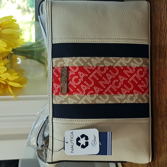 NWT ⚓ NAUTICA Shoreline Crossbody Bag - Picture 3 of 10
